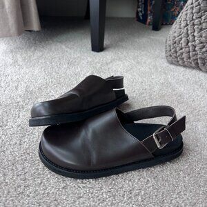 Pilcro leather slingback slides